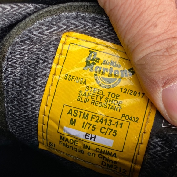 Dr Martines ASTM F2413-11 DM212 Black Leather Boot - Picture 13 of 14